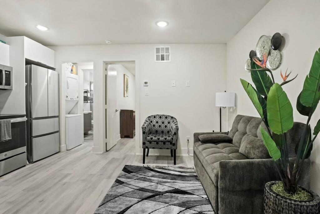 Apartment Near Deep Ellum Dallas Exterior photo